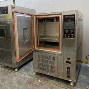 高低溫試驗(yàn)箱照明燈注意事項(xiàng)